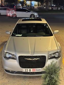 کرایسلەر 300